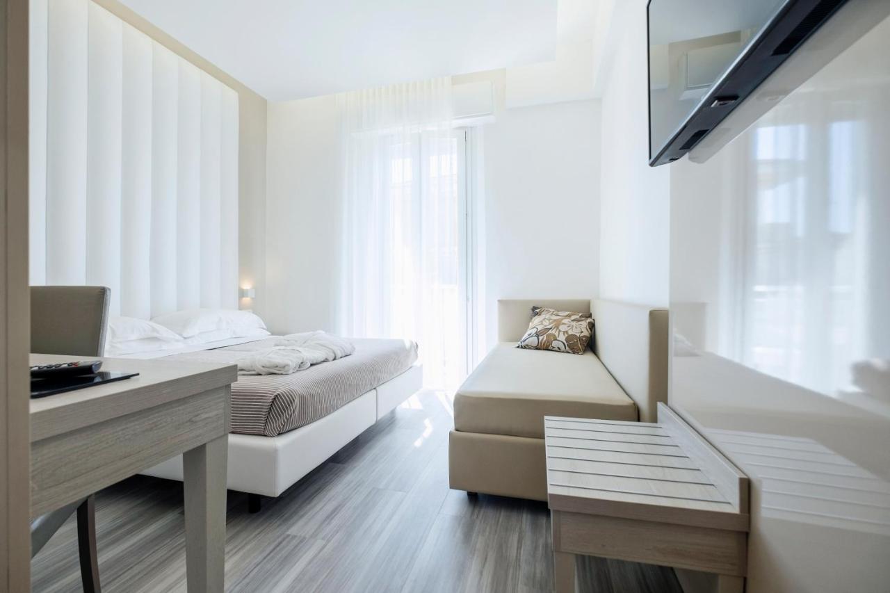 Hotel Stella D'Oro ริมินี ภายนอก รูปภาพ