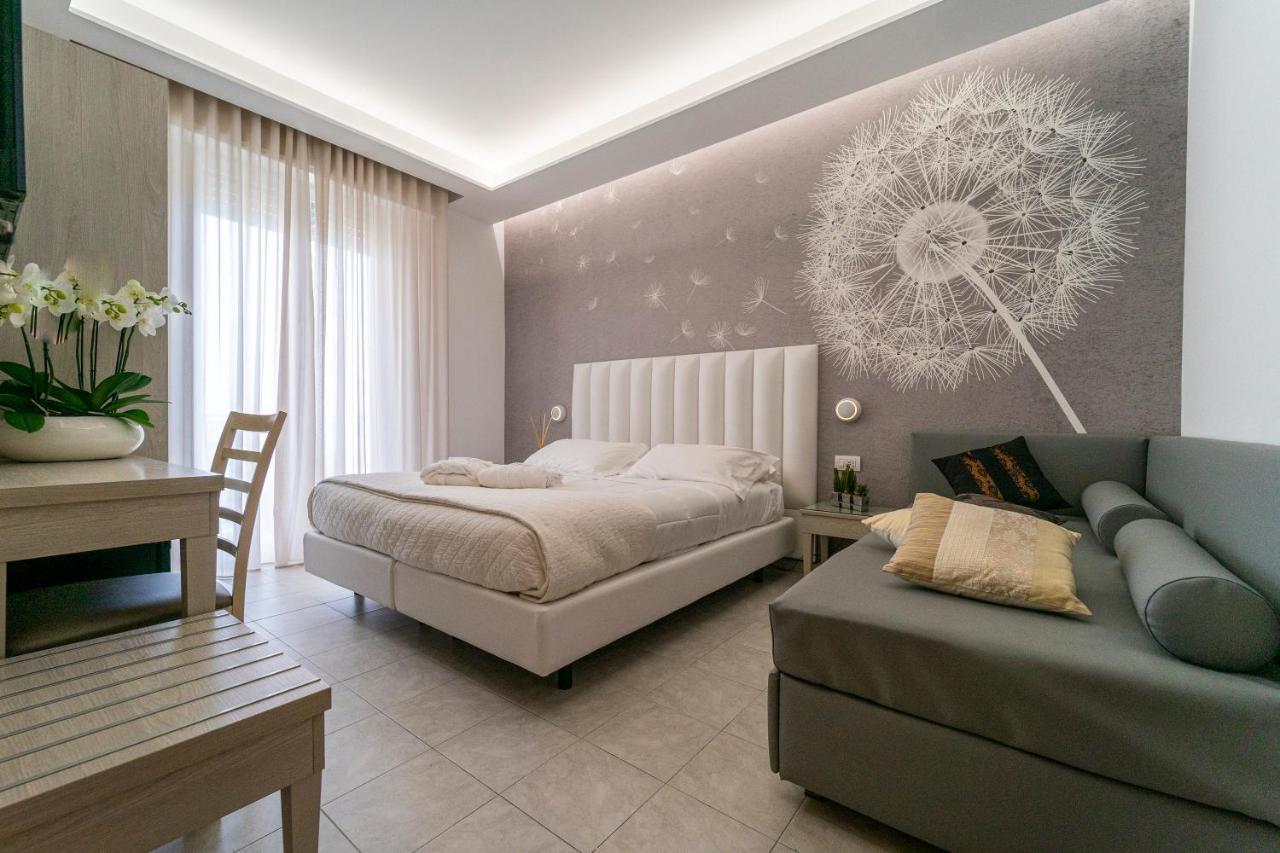 Hotel Stella D'Oro ริมินี ภายนอก รูปภาพ