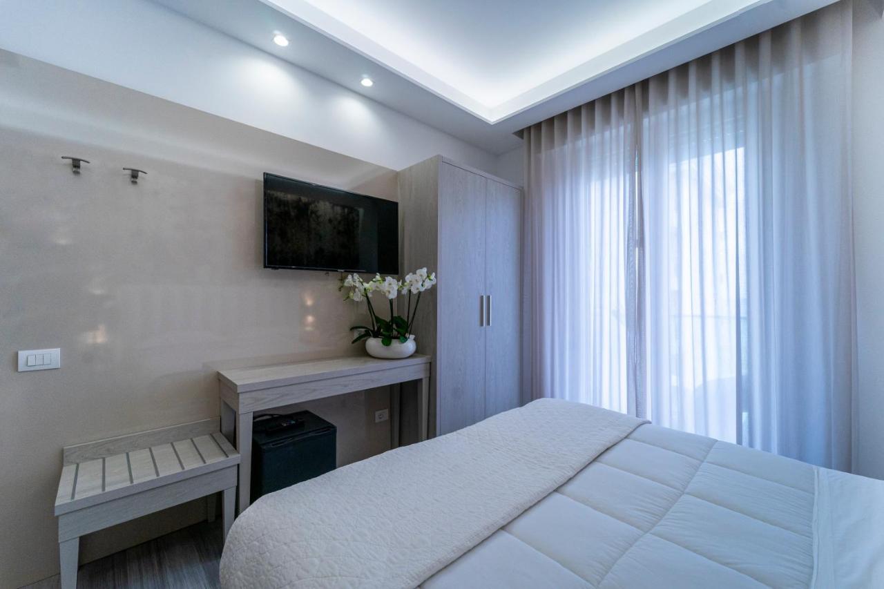 Hotel Stella D'Oro ริมินี ภายนอก รูปภาพ