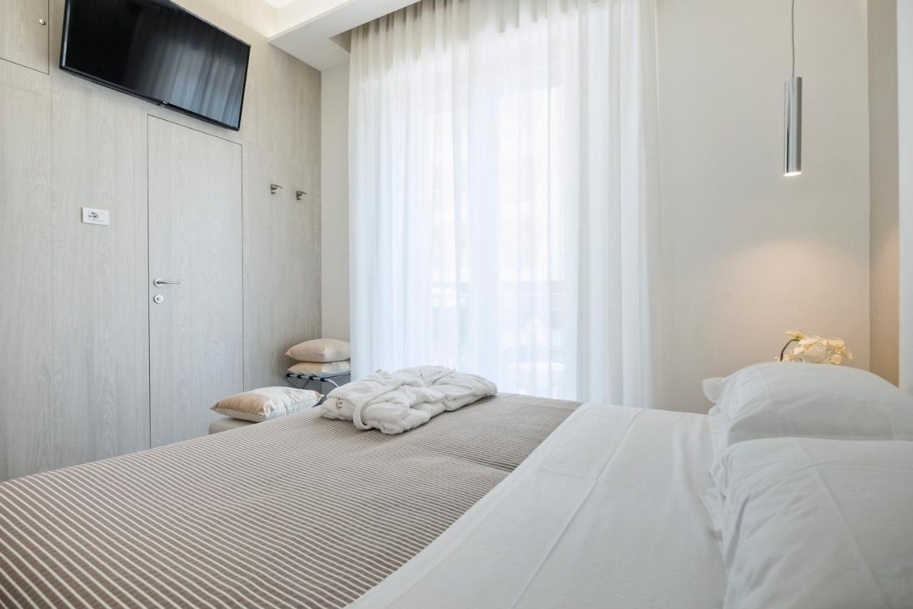 Hotel Stella D'Oro ริมินี ภายนอก รูปภาพ
